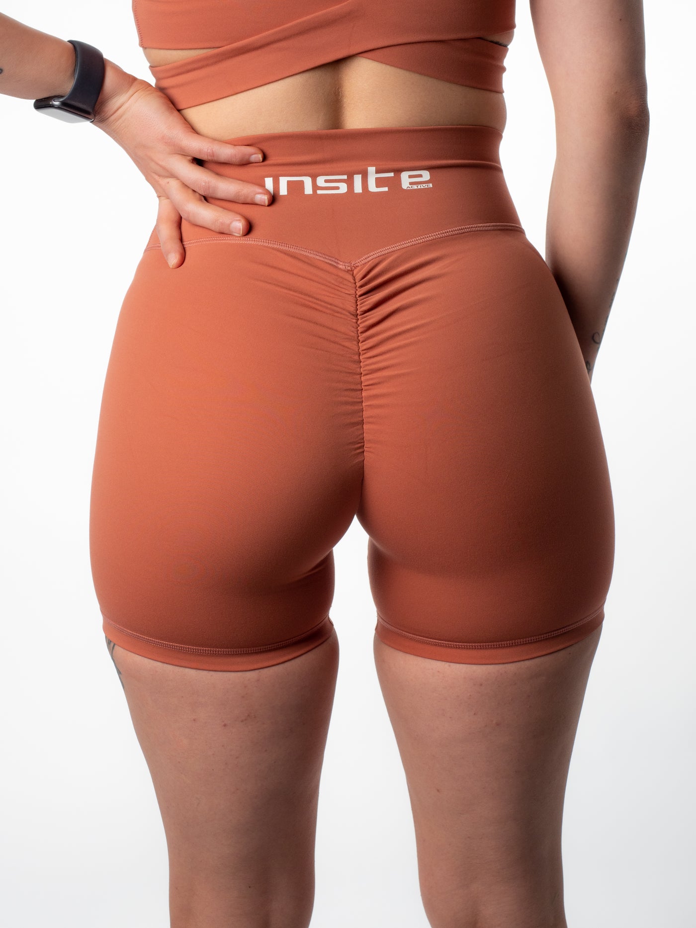 Elevate Scrunch Shorts